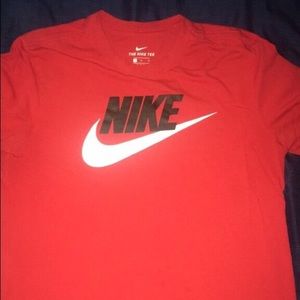 Nike Tee